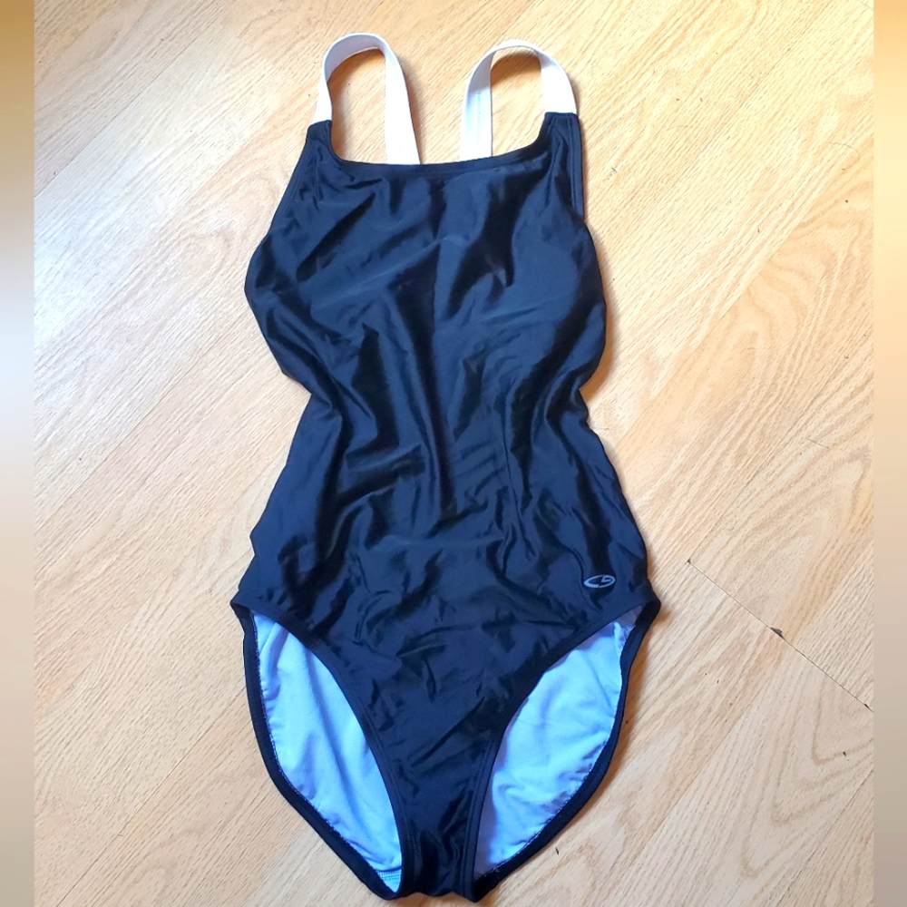 C9 by Champion 1 Piece Swim Suit Woman's Size (8/10) M
